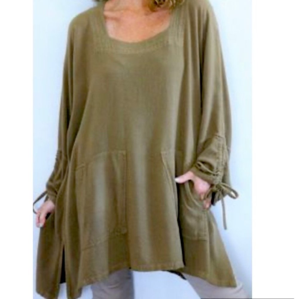 Soft Surroundings Oversized Scoop-Neck Tunic in Olive